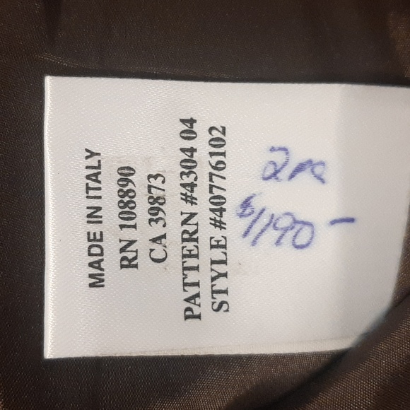 Kulson blazer I'm not sure about the color it's looks like rusty orange or light - Picture 10 of 12